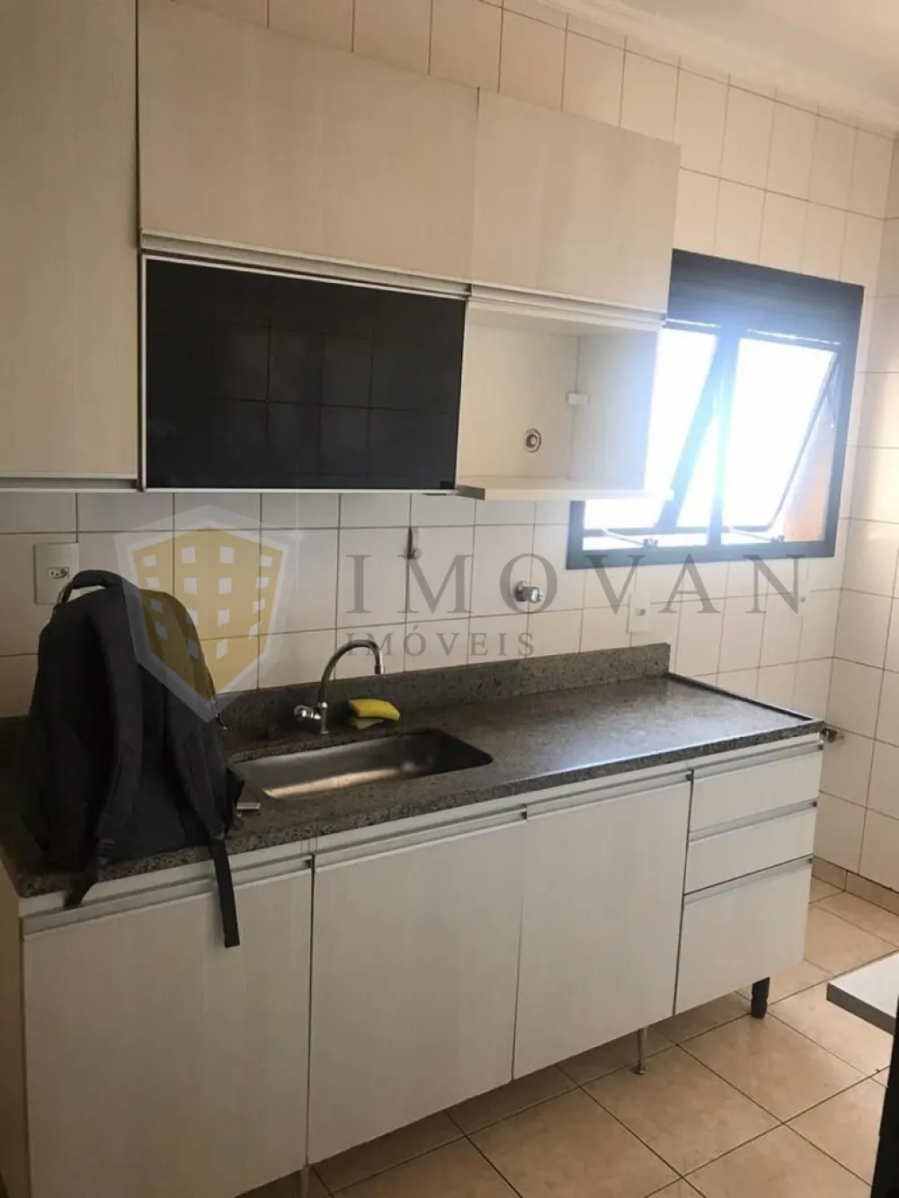 Alugar Apartamento / Padrão em Ribeirão Preto R$ 1.600,00 - Foto 9