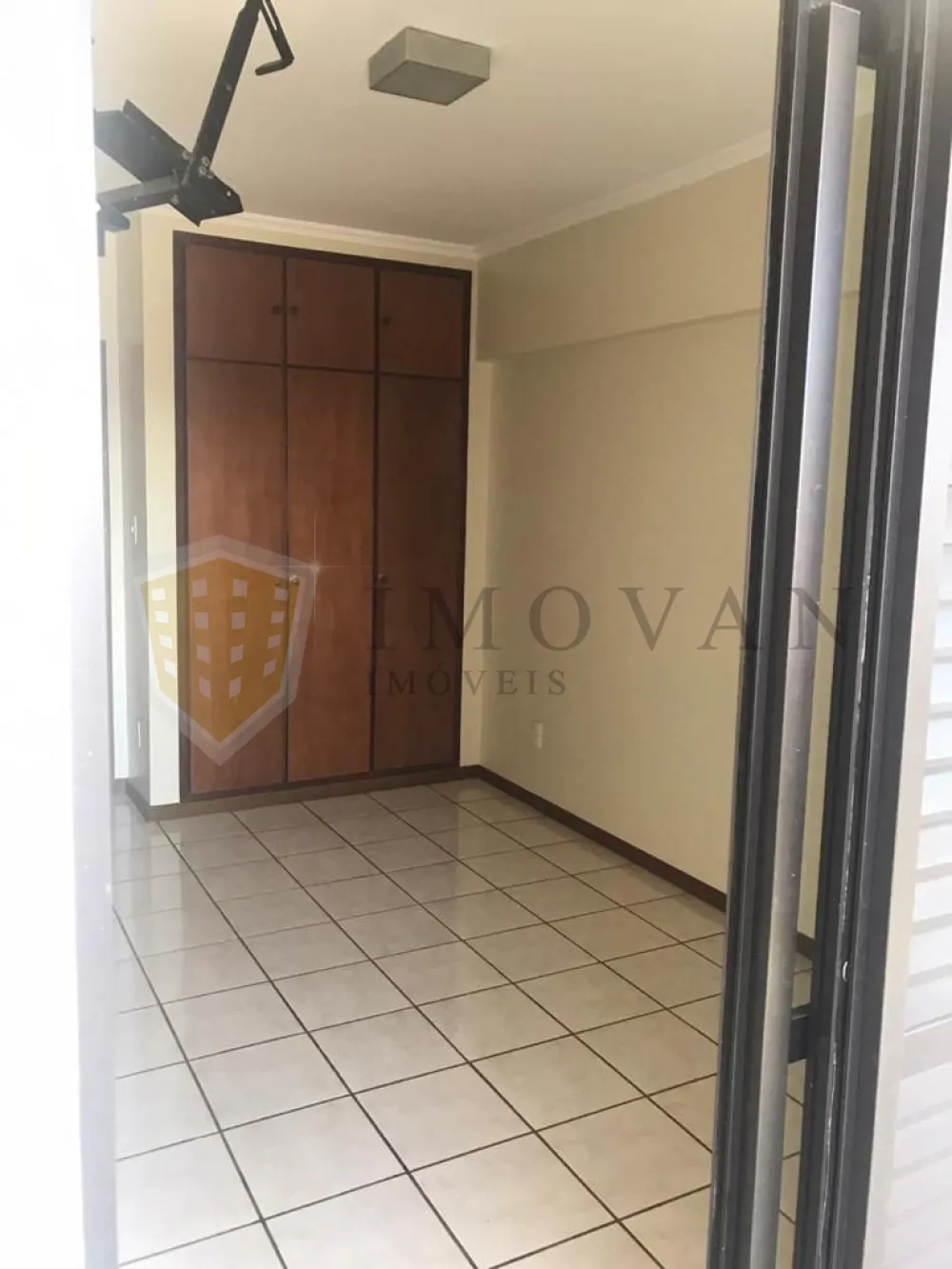 Alugar Apartamento / Padrão em Ribeirão Preto R$ 1.600,00 - Foto 15