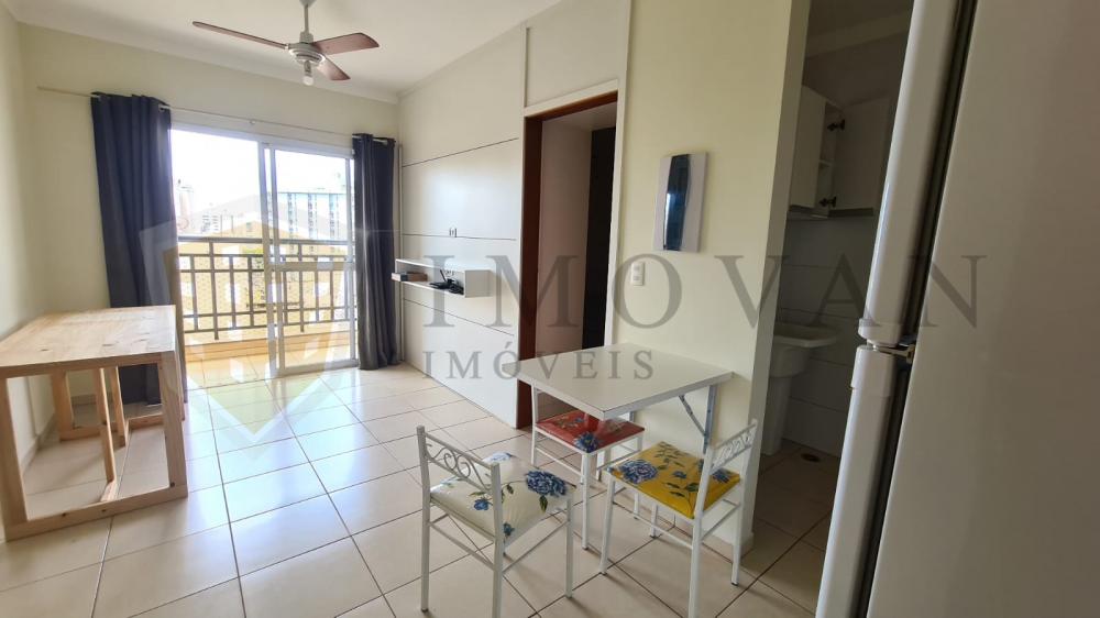 Alugar Apartamento / Padrão em Ribeirão Preto R$ 1.800,00 - Foto 2