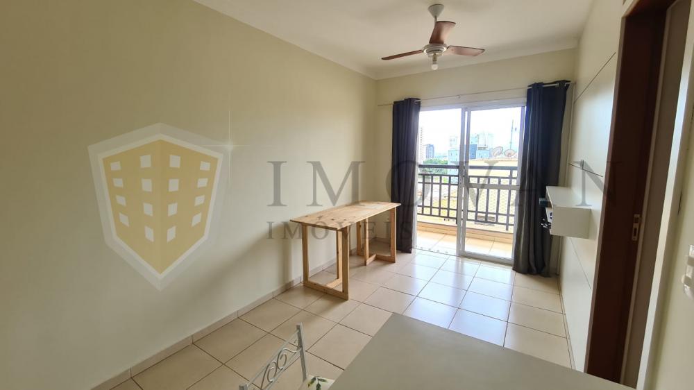 Alugar Apartamento / Padrão em Ribeirão Preto R$ 1.800,00 - Foto 4