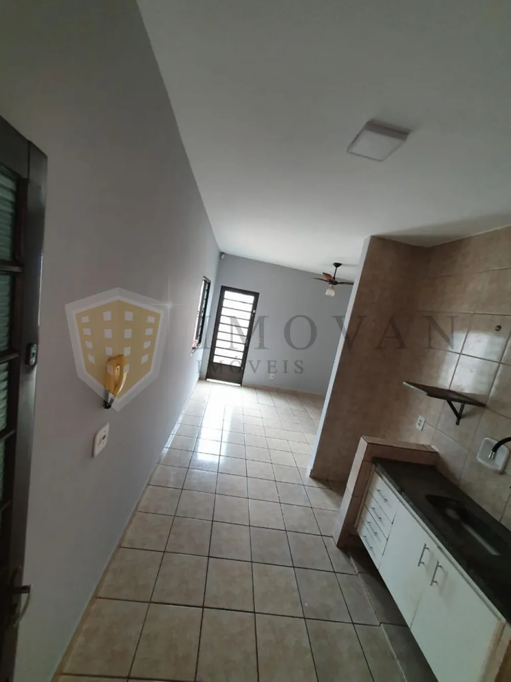 Comprar Casa / Padrão em Ribeirão Preto R$ 325.000,00 - Foto 2