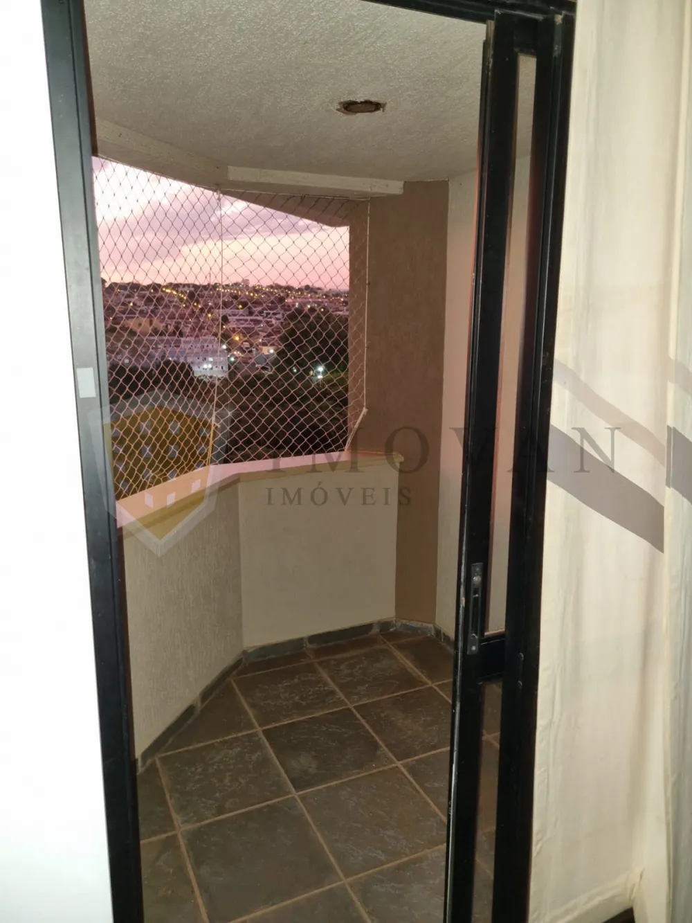 Comprar Apartamento / Padrão em Ribeirão Preto R$ 360.000,00 - Foto 4