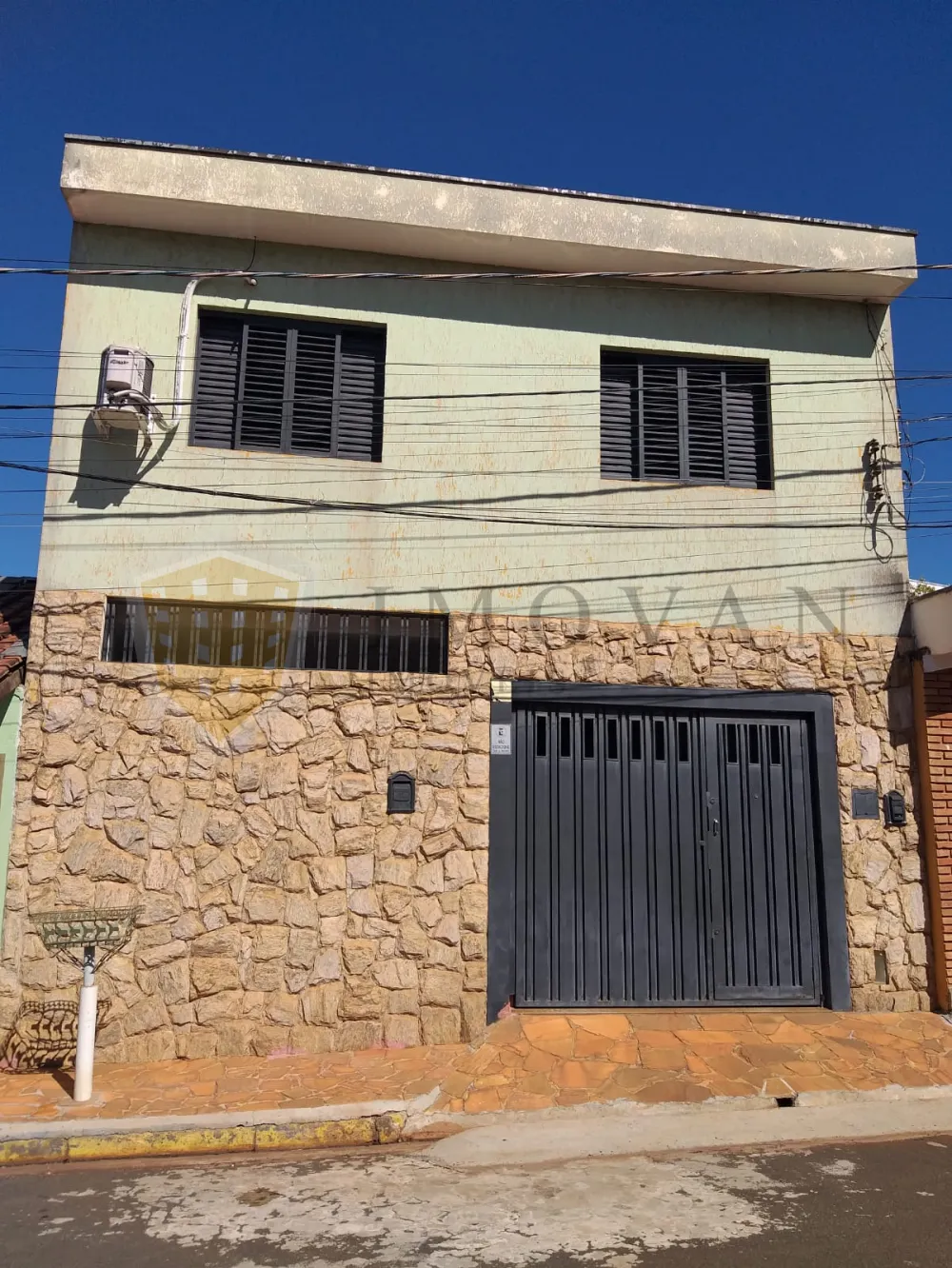 Alugar Casa / Padrão em Ribeirão Preto R$ 2.000,00 - Foto 1