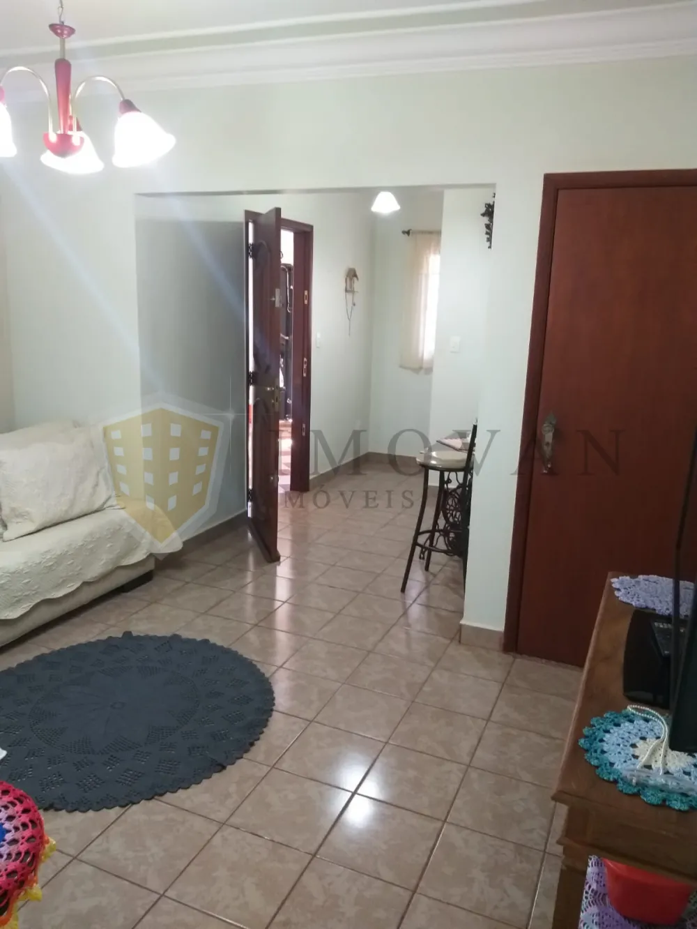 Alugar Casa / Padrão em Ribeirão Preto R$ 2.000,00 - Foto 4