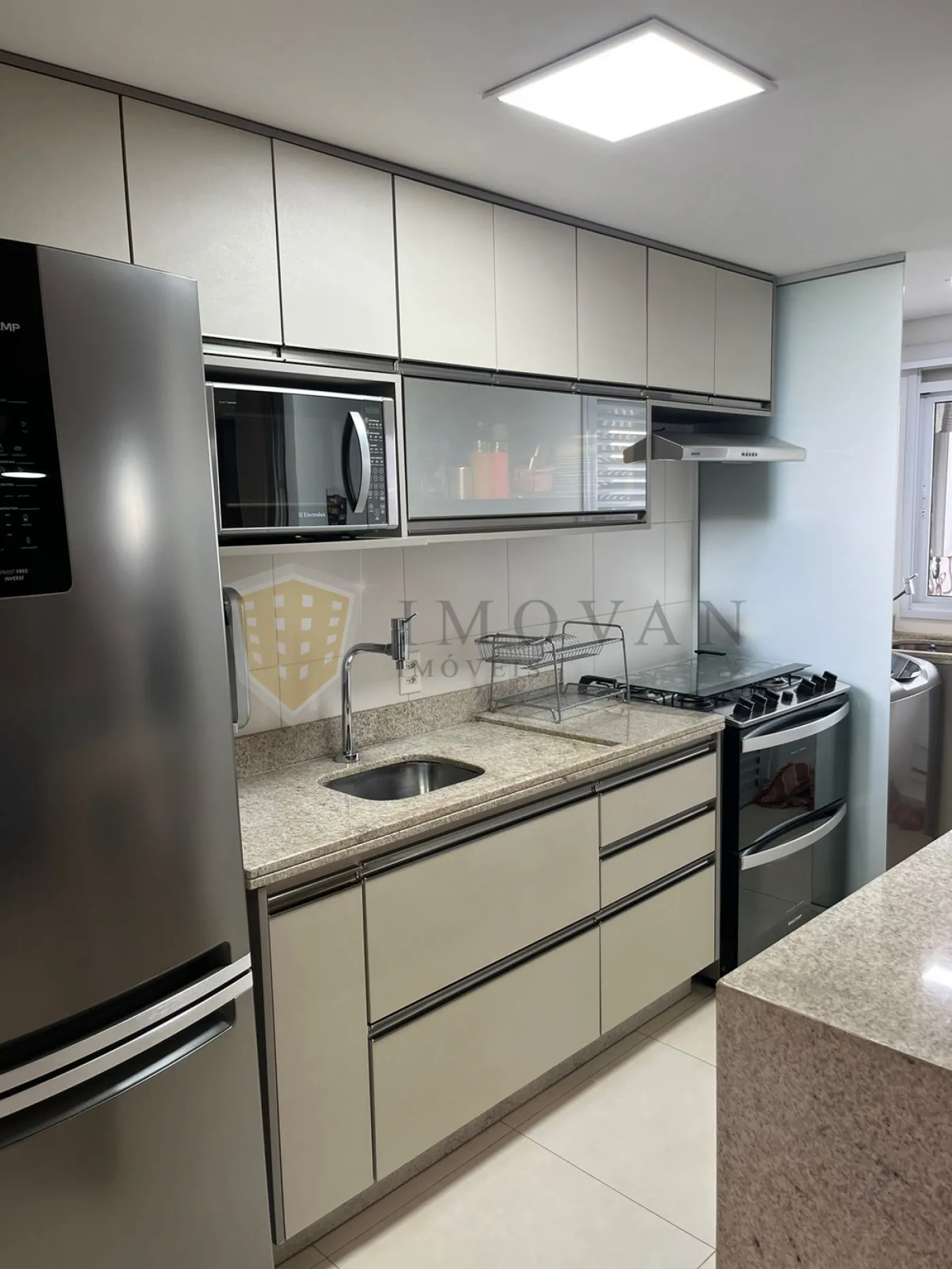 Comprar Apartamento / Padrão em Ribeirão Preto R$ 650.000,00 - Foto 3