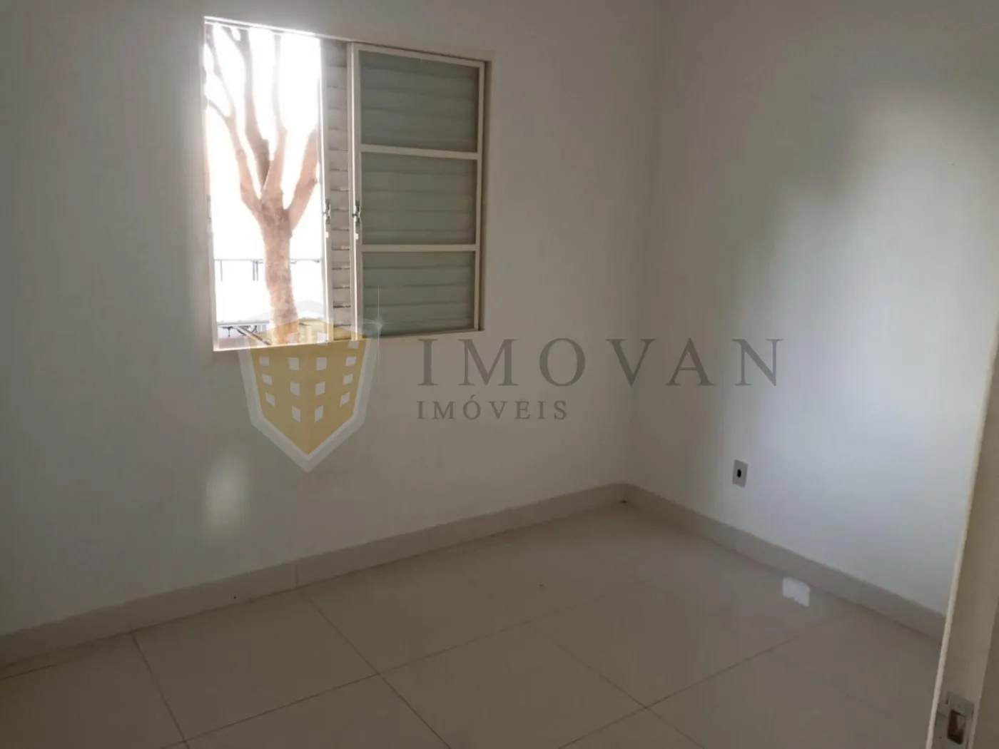 Comprar Apartamento / Padrão em Ribeirão Preto R$ 165.000,00 - Foto 3