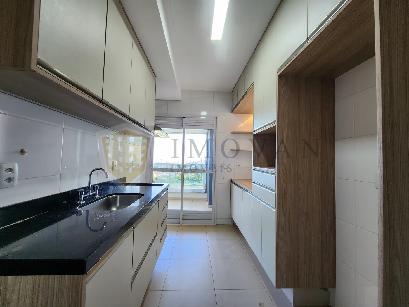 Alugar Apartamento / Padrão em Ribeirão Preto R$ 4.200,00 - Foto 3