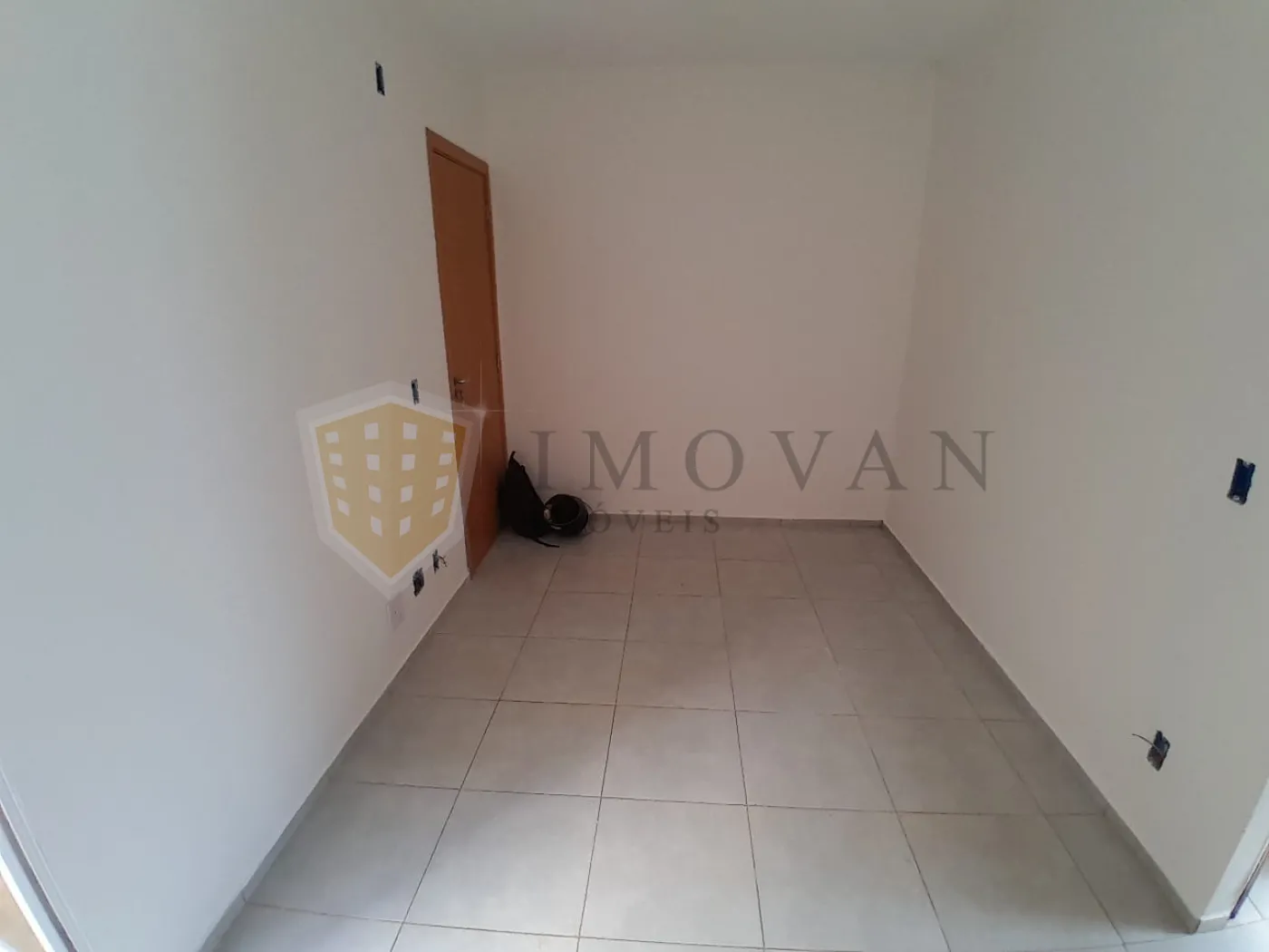 Comprar Apartamento / Padrão em Ribeirão Preto R$ 139.900,00 - Foto 4