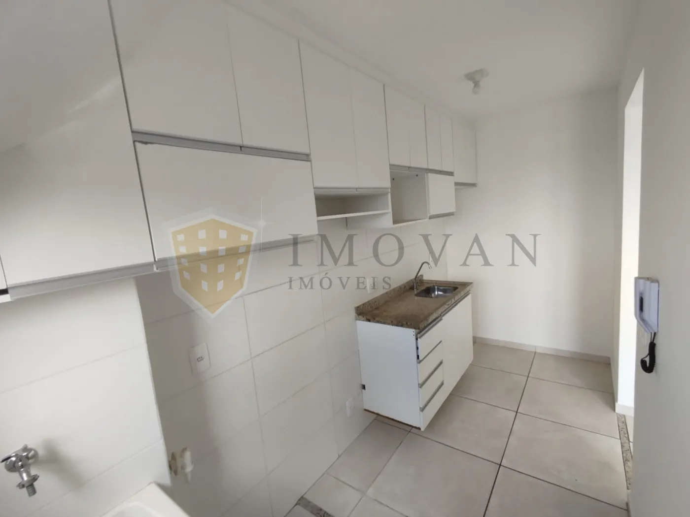 Alugar Apartamento / Padrão em Ribeirão Preto R$ 700,00 - Foto 5