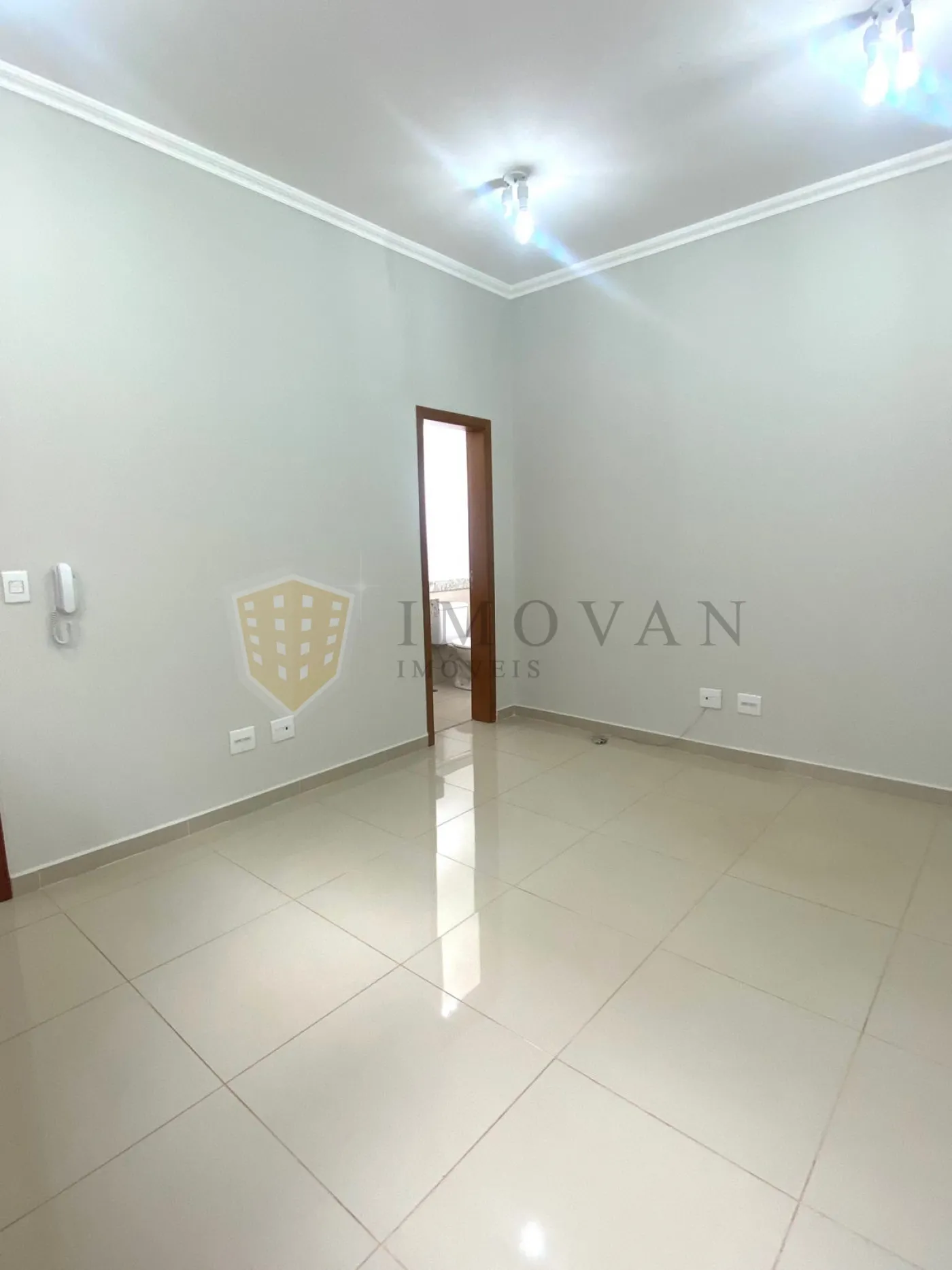 Alugar Comercial / Sala em Ribeirão Preto R$ 900,00 - Foto 5