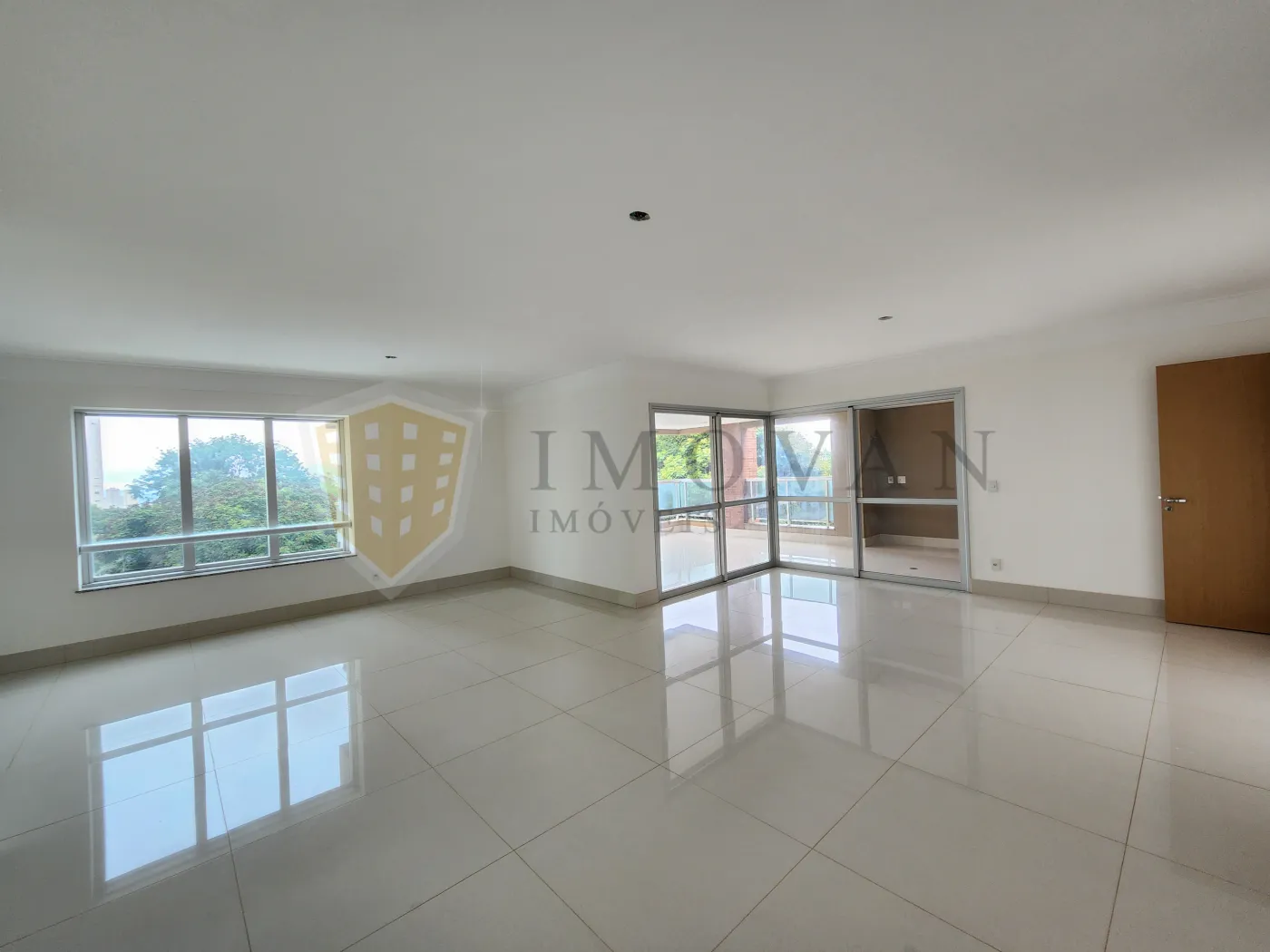 Comprar Apartamento / Padrão em Ribeirão Preto R$ 2.205.000,00 - Foto 3