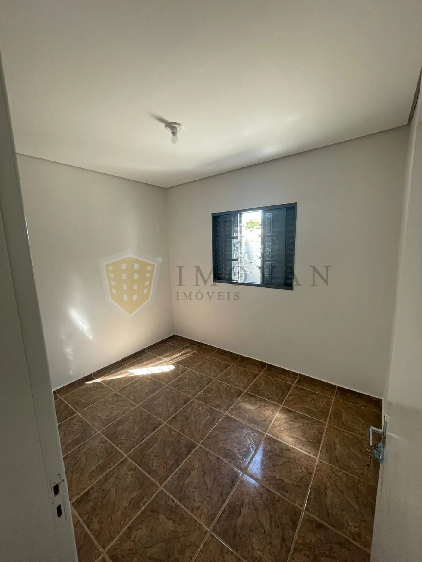 Comprar Casa / Padrão em Ribeirão Preto R$ 245.000,00 - Foto 5