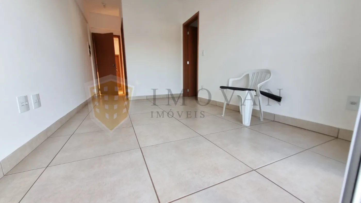 Alugar Apartamento / Padrão em Ribeirão Preto R$ 1.600,00 - Foto 3