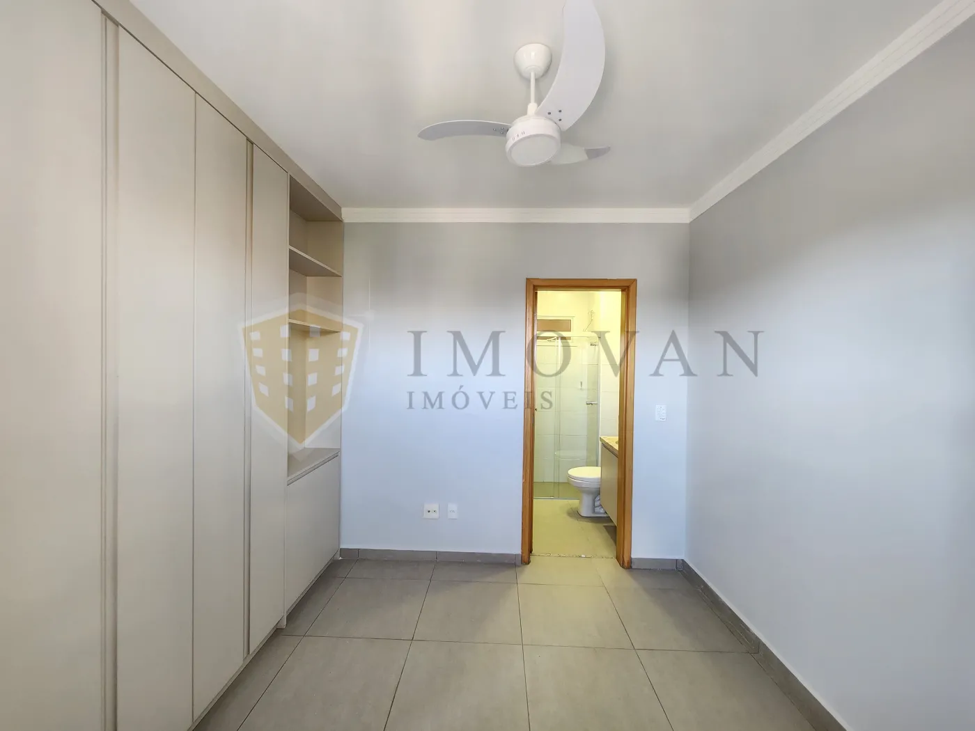 Alugar Apartamento / Padrão em Ribeirão Preto R$ 1.250,00 - Foto 10
