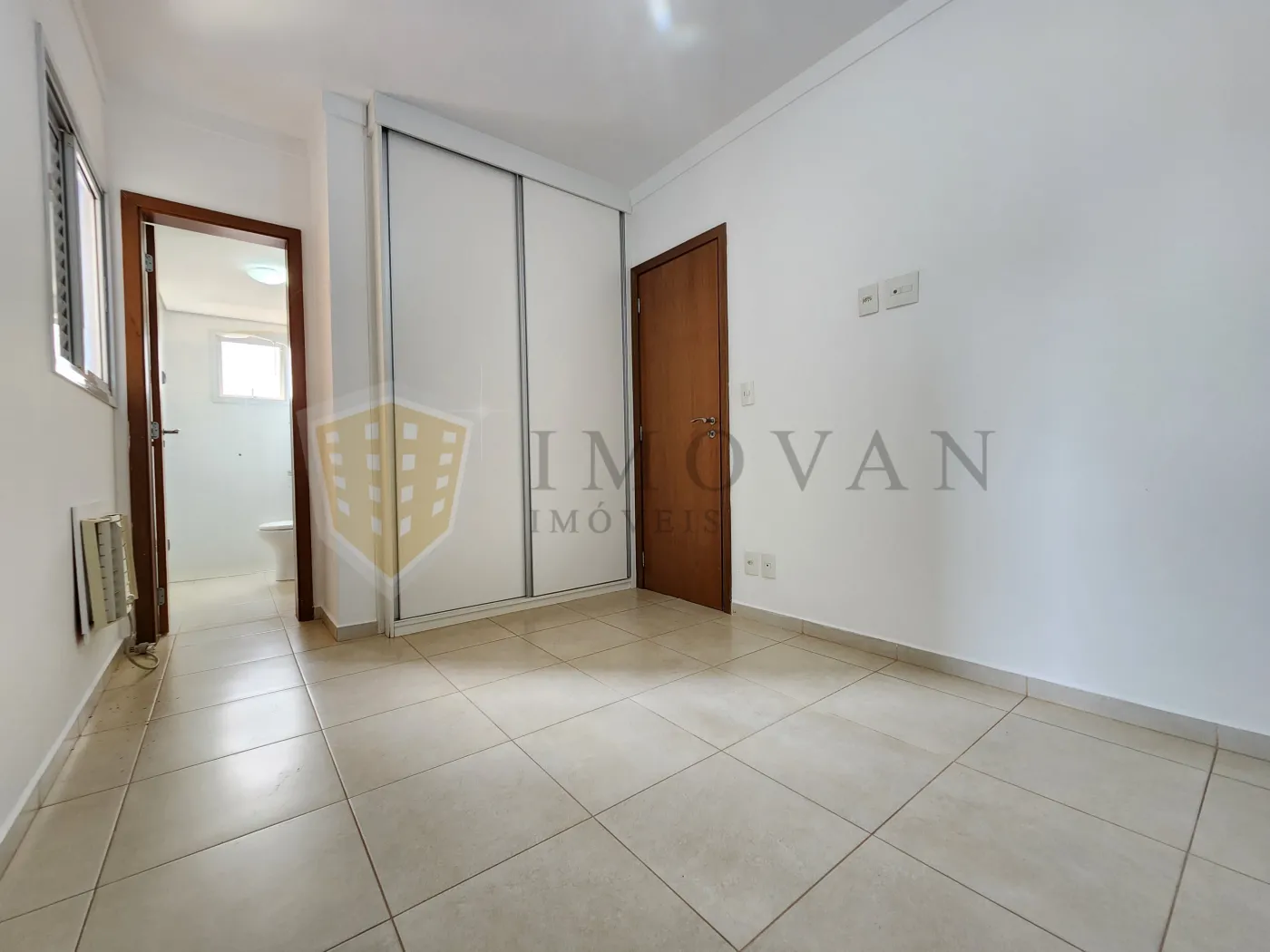 Alugar Apartamento / Padrão em Ribeirão Preto R$ 1.800,00 - Foto 14