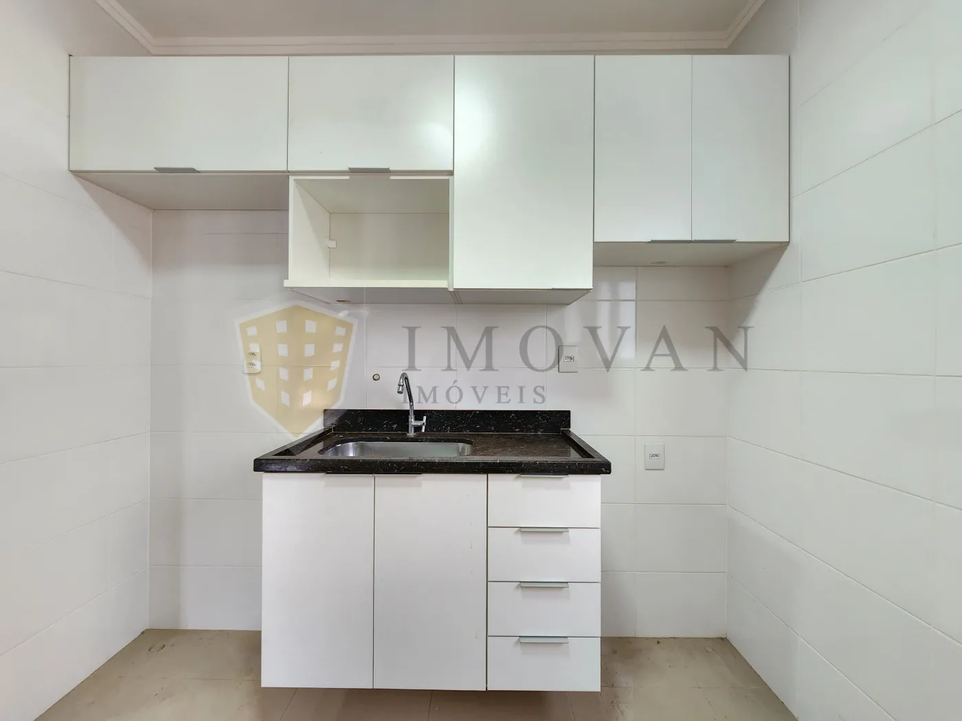 Alugar Apartamento / Padrão em Ribeirão Preto R$ 1.670,00 - Foto 3