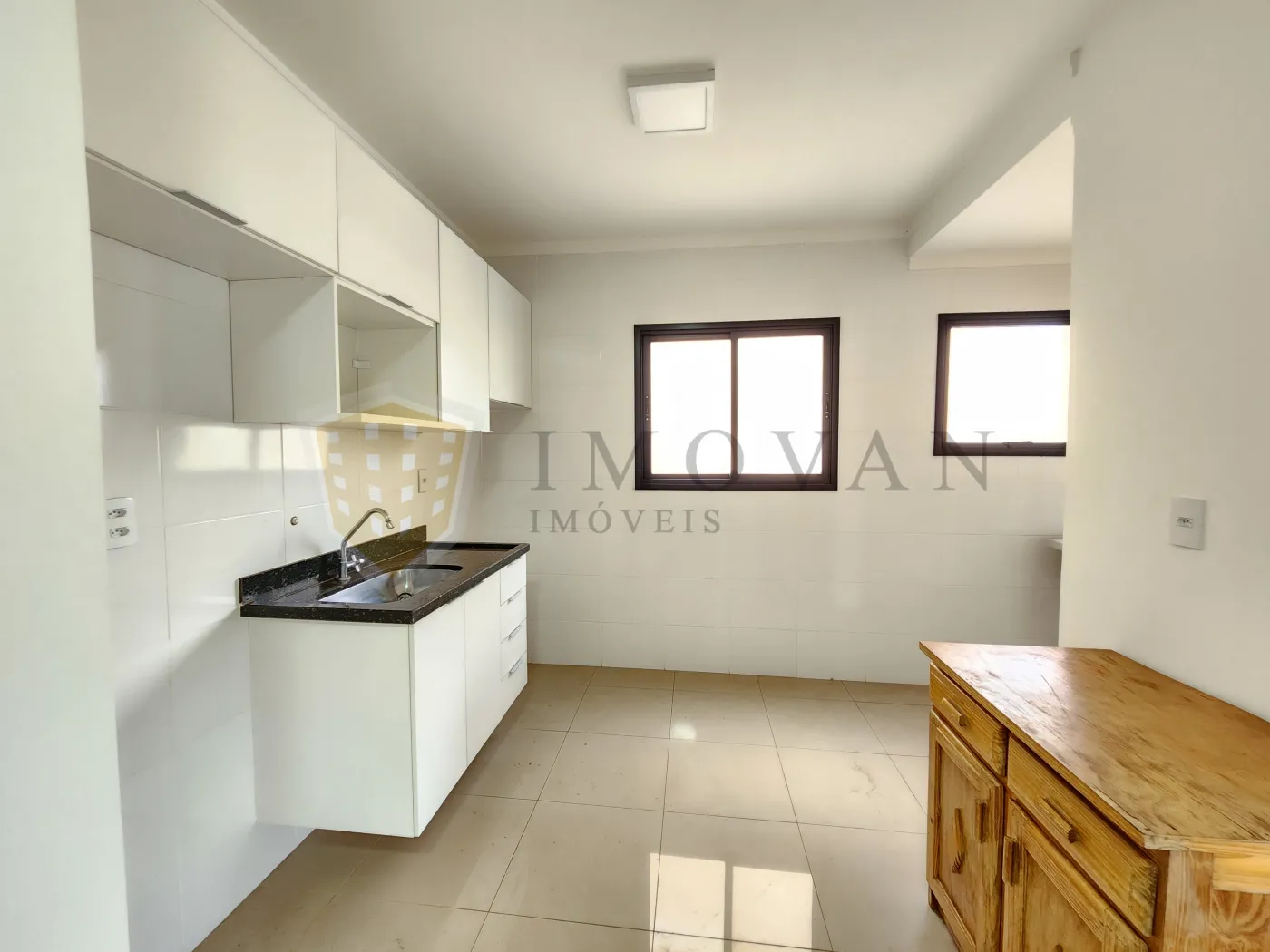 Alugar Apartamento / Padrão em Ribeirão Preto R$ 1.670,00 - Foto 5