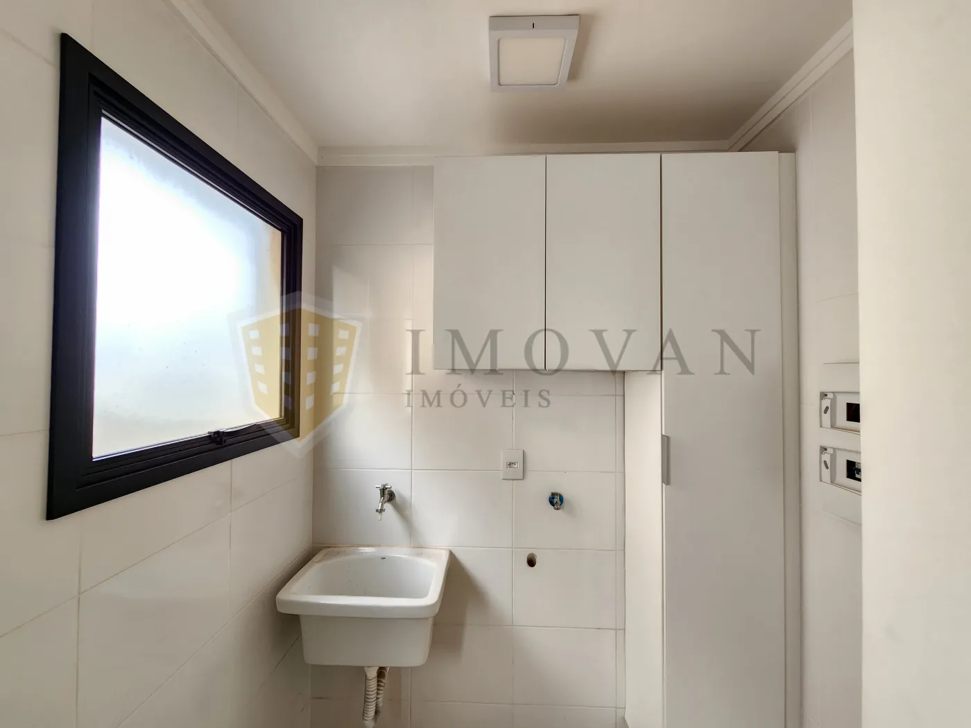 Alugar Apartamento / Padrão em Ribeirão Preto R$ 1.670,00 - Foto 6