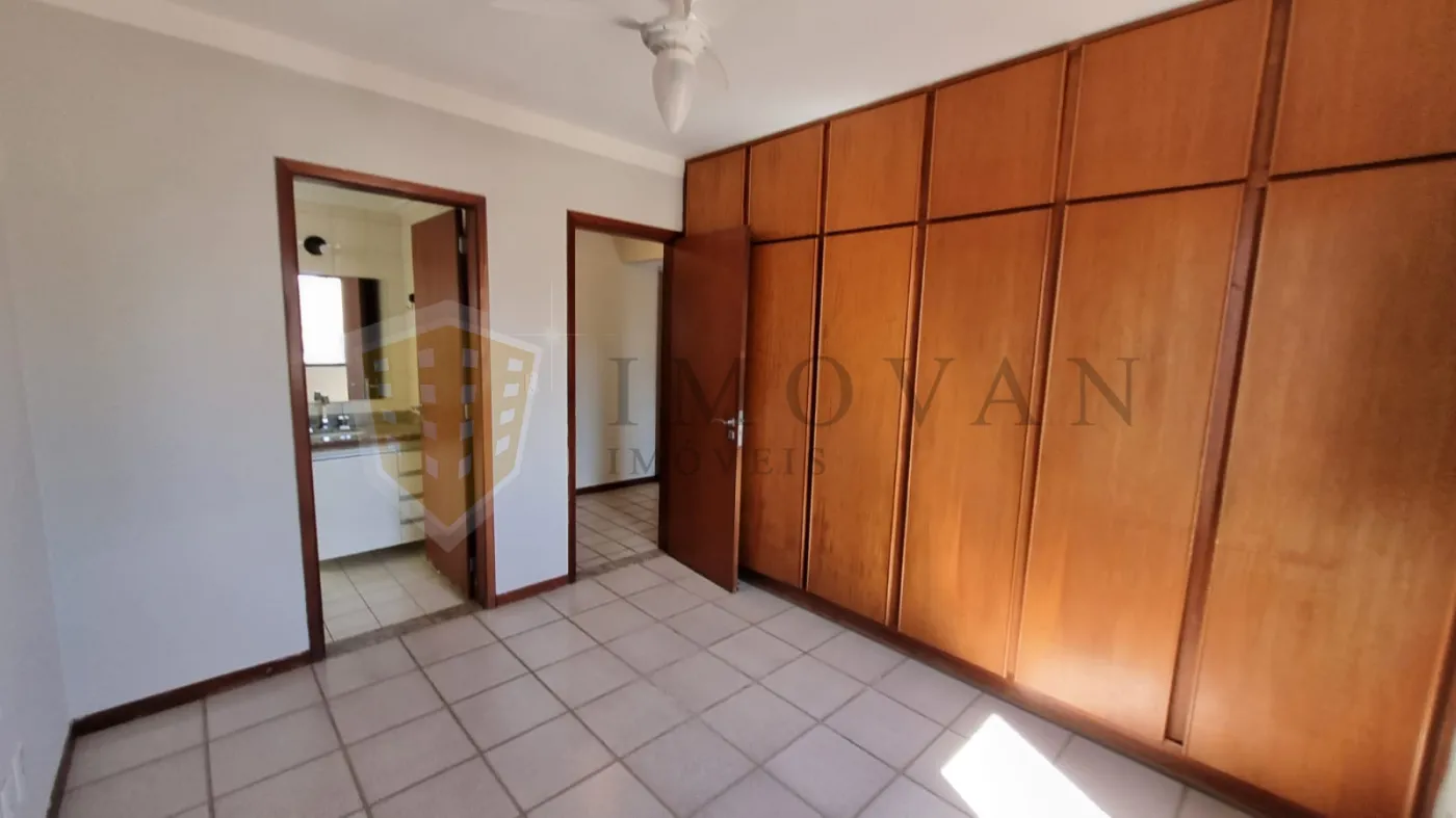 Alugar Apartamento / Padrão em Ribeirão Preto R$ 1.800,00 - Foto 12