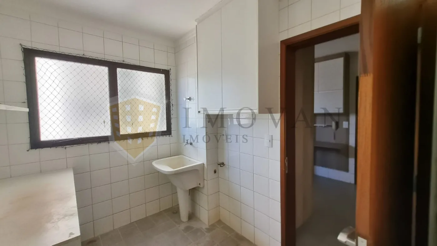 Alugar Apartamento / Padrão em Ribeirão Preto R$ 1.800,00 - Foto 8