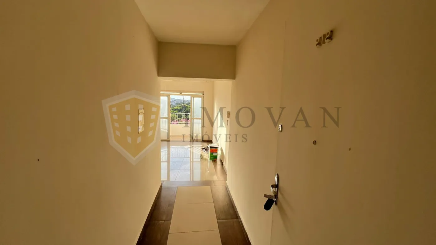 Alugar Apartamento / Padrão em Ribeirão Preto R$ 740,00 - Foto 4