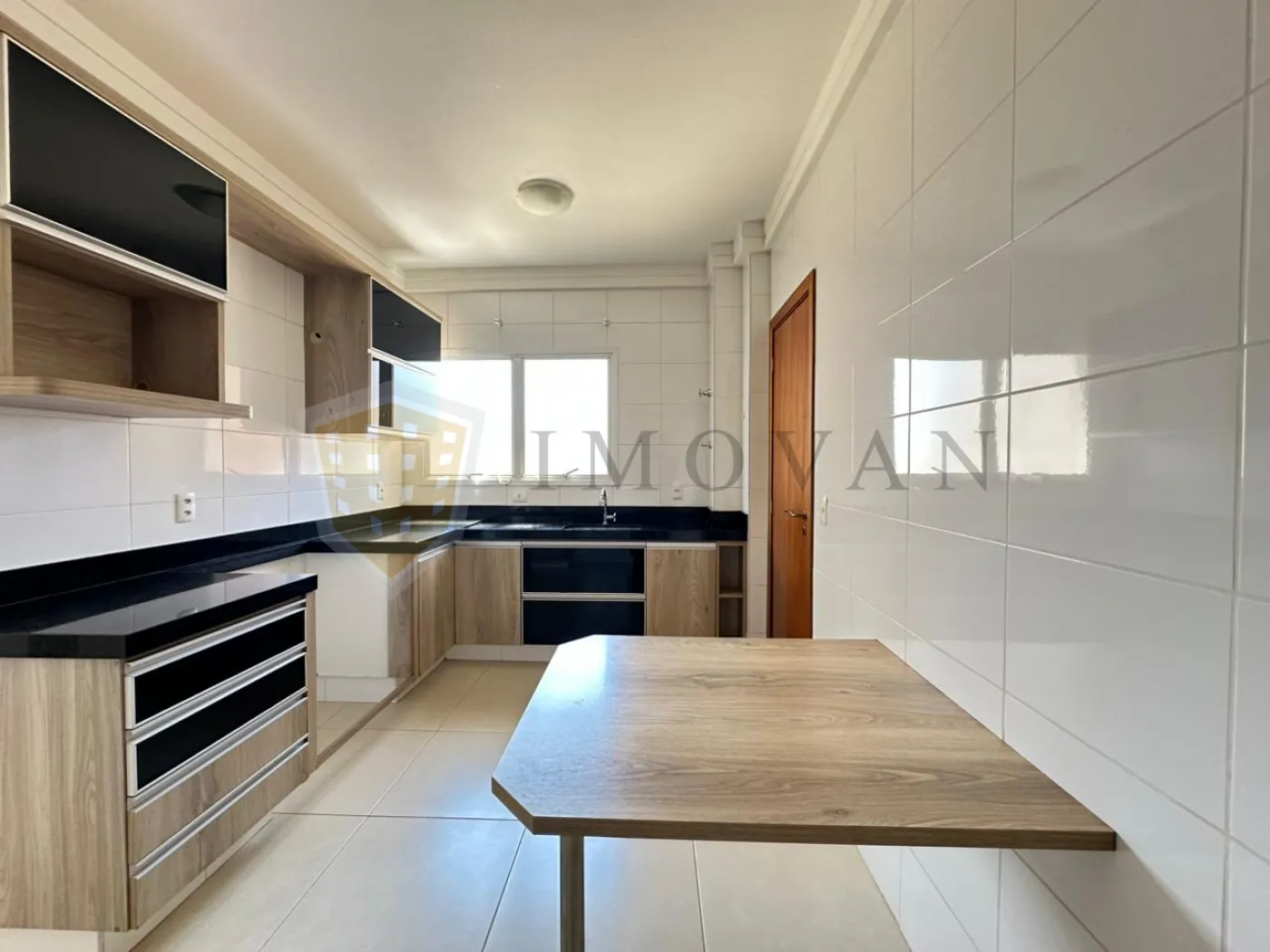 Alugar Apartamento / Padrão em Ribeirão Preto R$ 4.000,00 - Foto 12