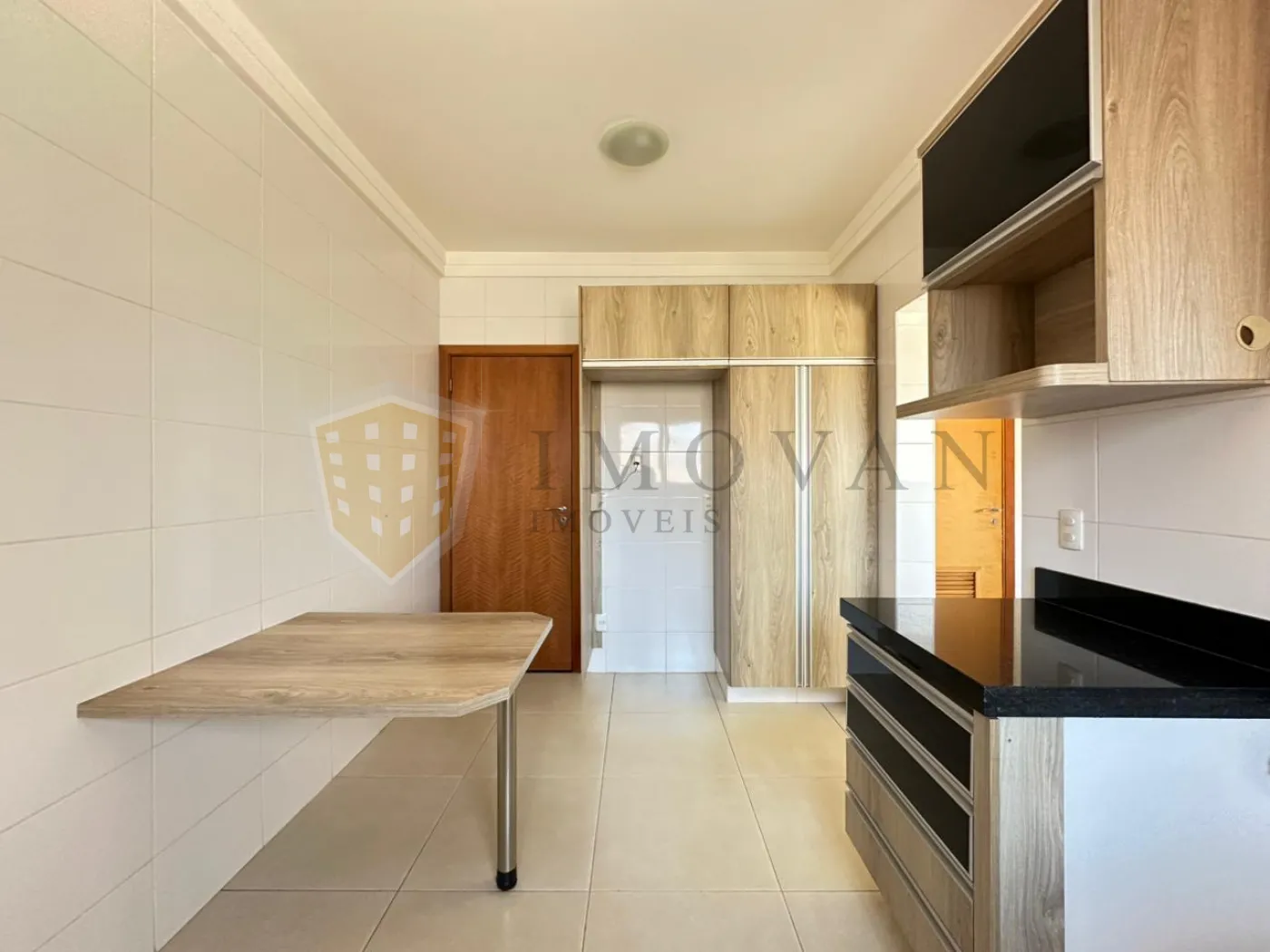 Alugar Apartamento / Padrão em Ribeirão Preto R$ 4.000,00 - Foto 14