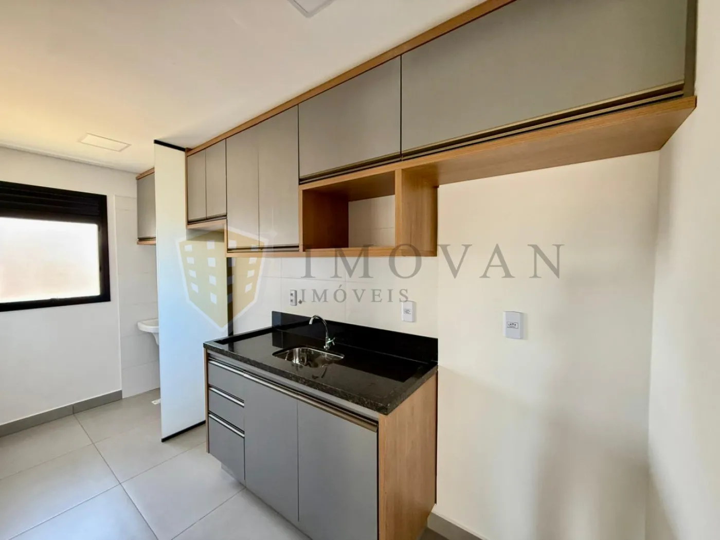 Alugar Apartamento / Padrão em Ribeirão Preto R$ 2.980,00 - Foto 2