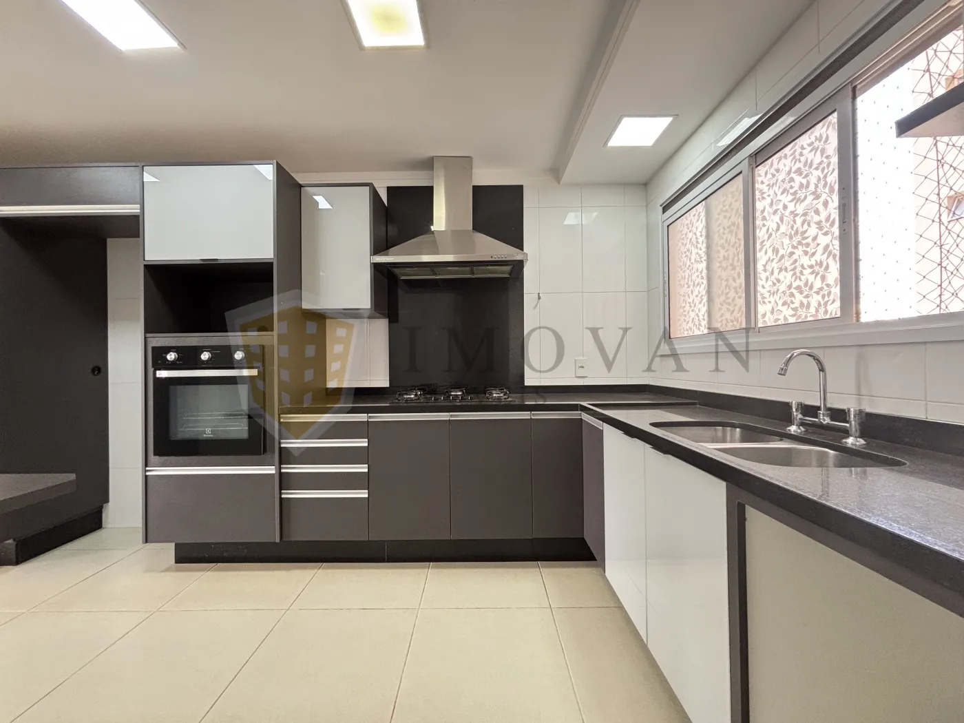 Alugar Apartamento / Padrão em Ribeirão Preto R$ 8.500,00 - Foto 2