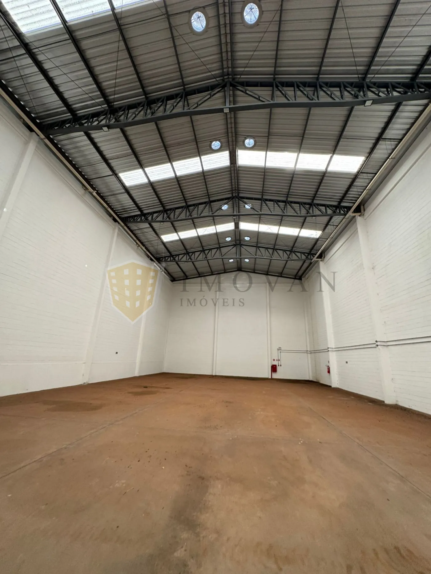 Alugar Comercial / Galpão em Ribeirão Preto R$ 30.000,00 - Foto 2