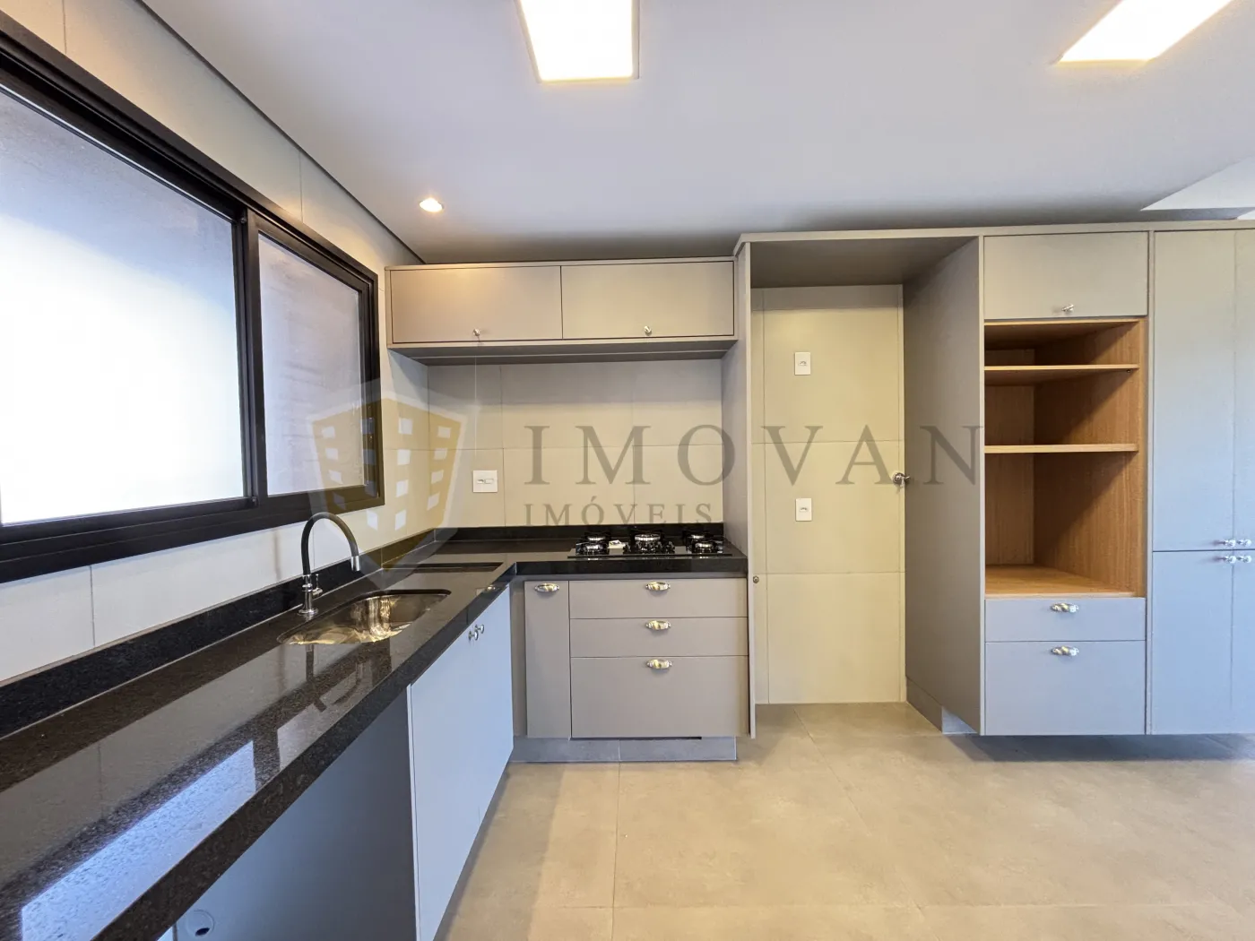 Alugar Apartamento / Padrão em Ribeirão Preto R$ 7.500,00 - Foto 2