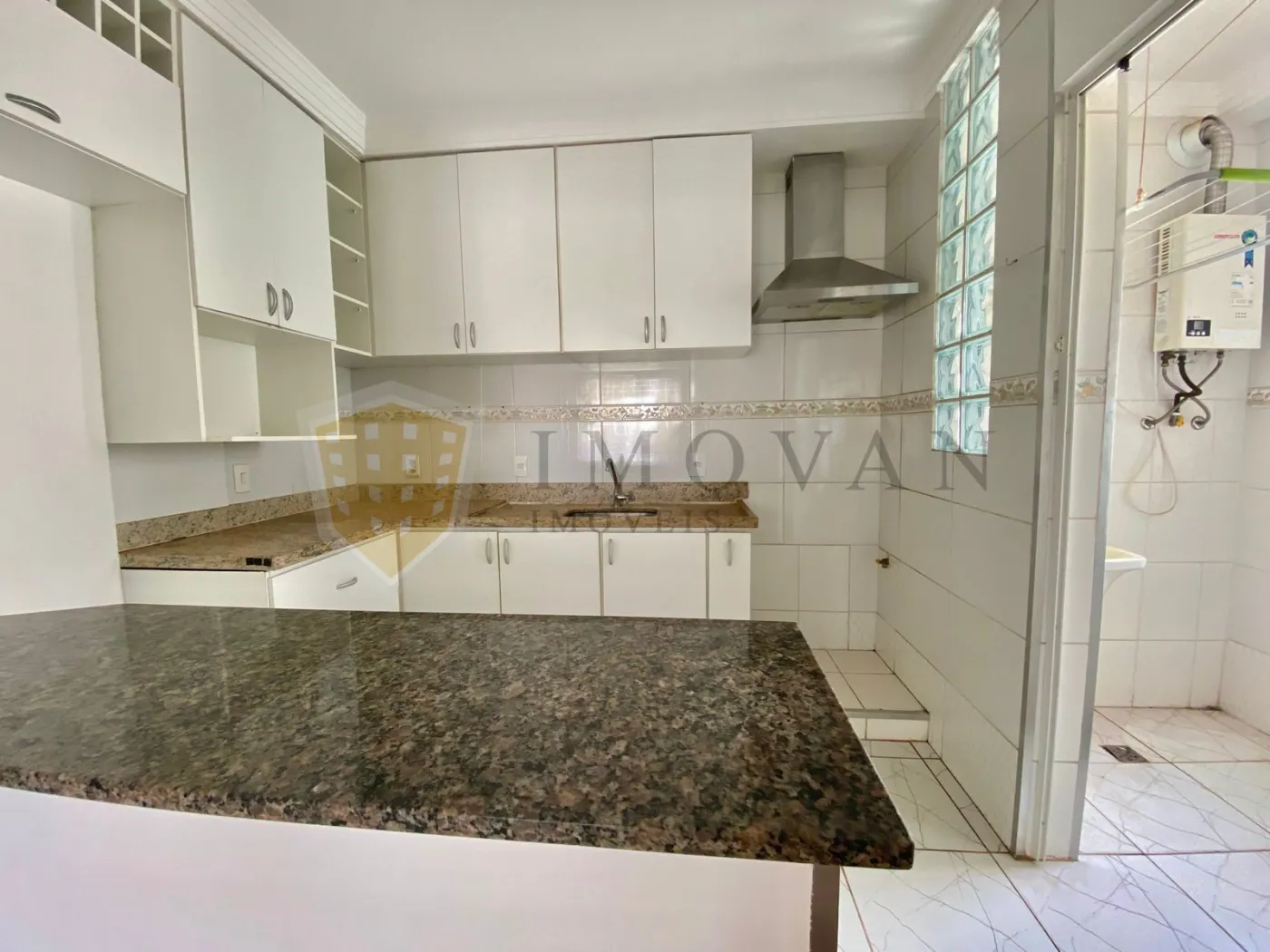 Alugar Apartamento / Padrão em Ribeirão Preto R$ 1.850,00 - Foto 5