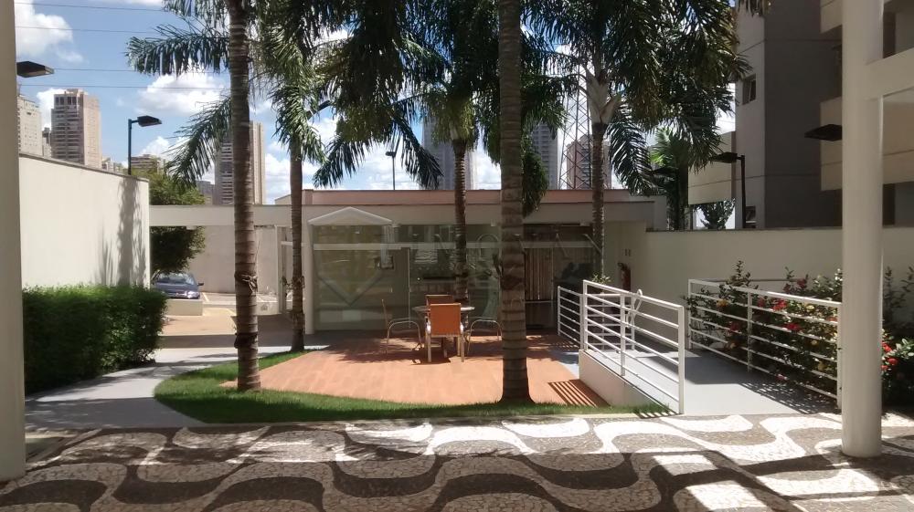 Alugar Apartamento / Padrão em Ribeirão Preto R$ 1.200,00 - Foto 3