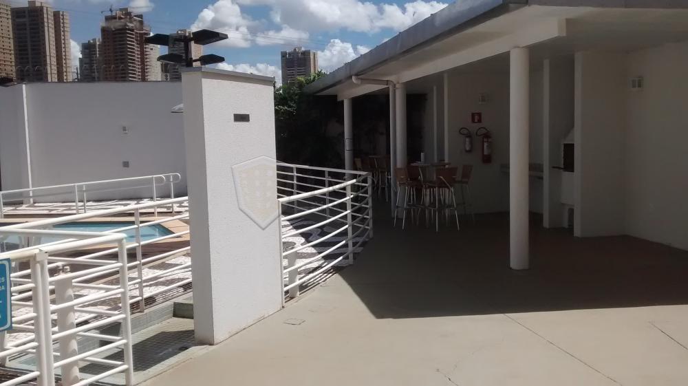 Alugar Apartamento / Padrão em Ribeirão Preto R$ 1.200,00 - Foto 4