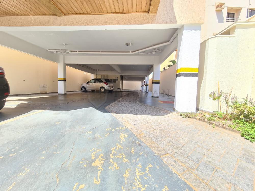 Alugar Apartamento / Padrão em Ribeirão Preto R$ 750,00 - Foto 2