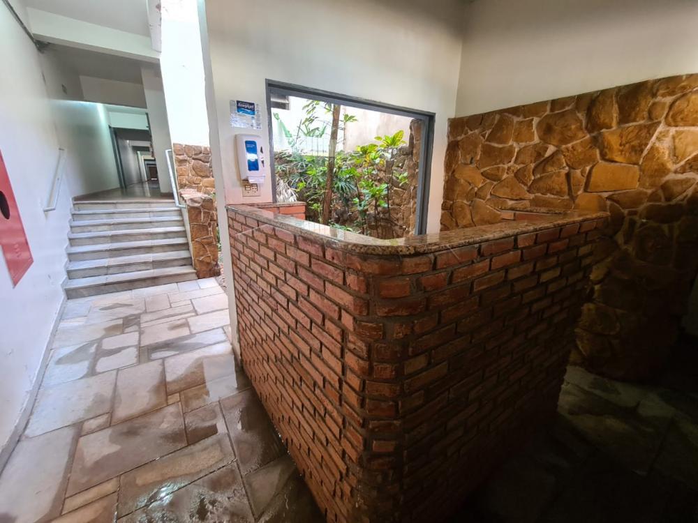 Comprar Apartamento / Padrão em Ribeirão Preto R$ 135.000,00 - Foto 2