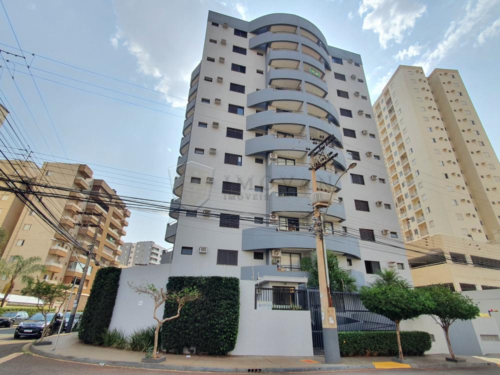 Alugar Apartamento / Padrão em Ribeirão Preto R$ 1.600,00 - Foto 1