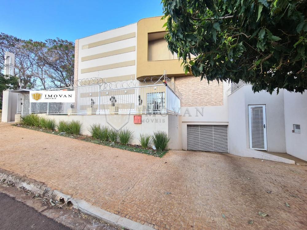 Alugar Apartamento / Padrão em Ribeirão Preto R$ 1.900,00 - Foto 2