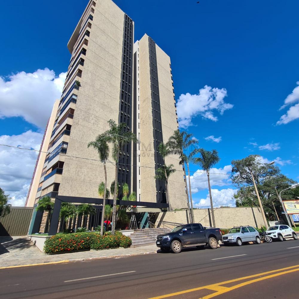 Alugar Apartamento / Padrão em Ribeirão Preto R$ 3.300,00 - Foto 2