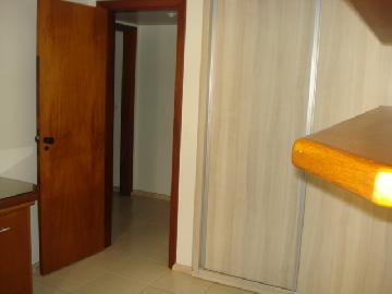 Alugar Apartamento / Padrão em Ribeirão Preto R$ 1.900,00 - Foto 21