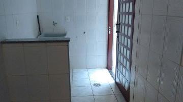 Alugar Apartamento / Padrão em Ribeirão Preto R$ 1.200,00 - Foto 4