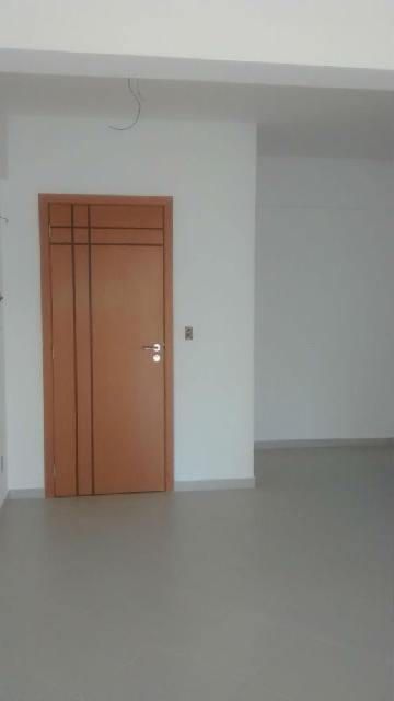 Comprar Apartamento / Padrão em Ribeirão Preto R$ 474.000,00 - Foto 2