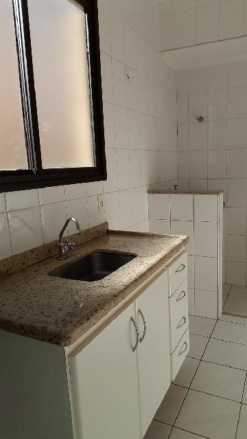 Alugar Apartamento / Padrão em Ribeirão Preto R$ 980,00 - Foto 3
