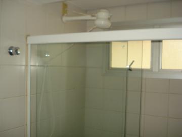 Alugar Apartamento / Padrão em Ribeirão Preto R$ 1.100,00 - Foto 18