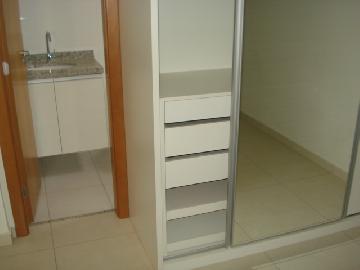 Alugar Apartamento / Padrão em Ribeirão Preto R$ 870,00 - Foto 14