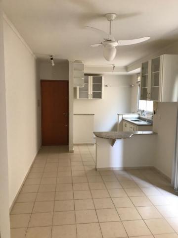 Alugar Apartamento / Padrão em Ribeirão Preto R$ 900,00 - Foto 3