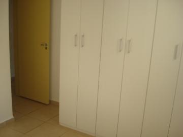 Alugar Apartamento / Padrão em Ribeirão Preto R$ 750,00 - Foto 11
