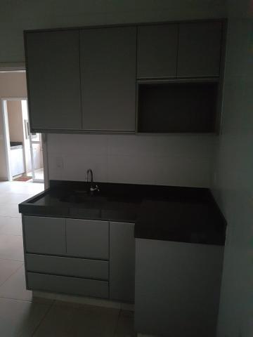 Alugar Apartamento / Padrão em Ribeirão Preto R$ 340.000,00 - Foto 2