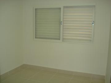 Alugar Apartamento / Padrão em Ribeirão Preto R$ 1.000,00 - Foto 14