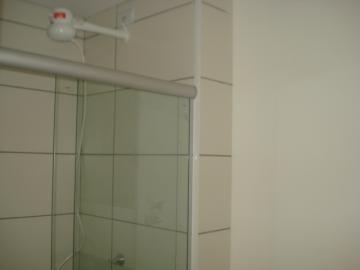 Alugar Apartamento / Padrão em Ribeirão Preto R$ 900,00 - Foto 16